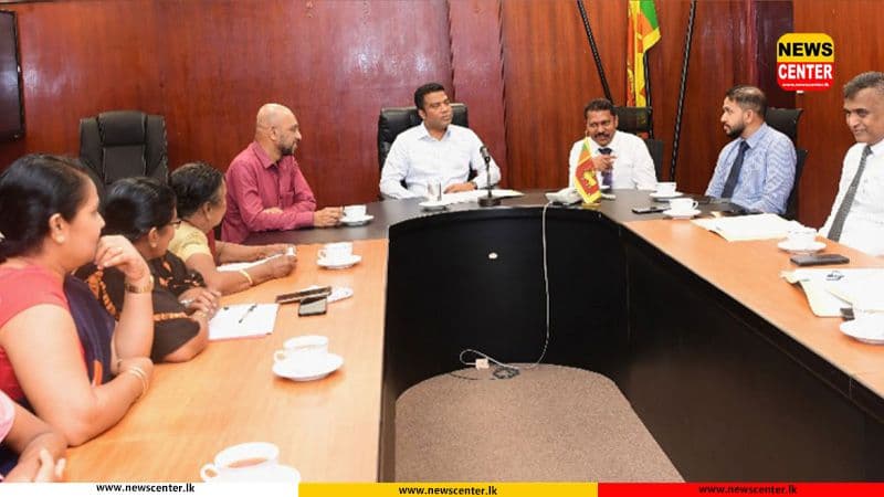 ක්ෂේත්‍ර රාජකාරිවල නිරත වන සෞඛ්‍ය සේවකයින් හට උපරිම පහසුකම් ලබා දීමට කටයුතු කෙරේ