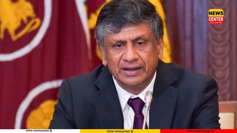 හිටපු ජනාධිපති ලේකම් සමන්ට රට යාම තහනම්