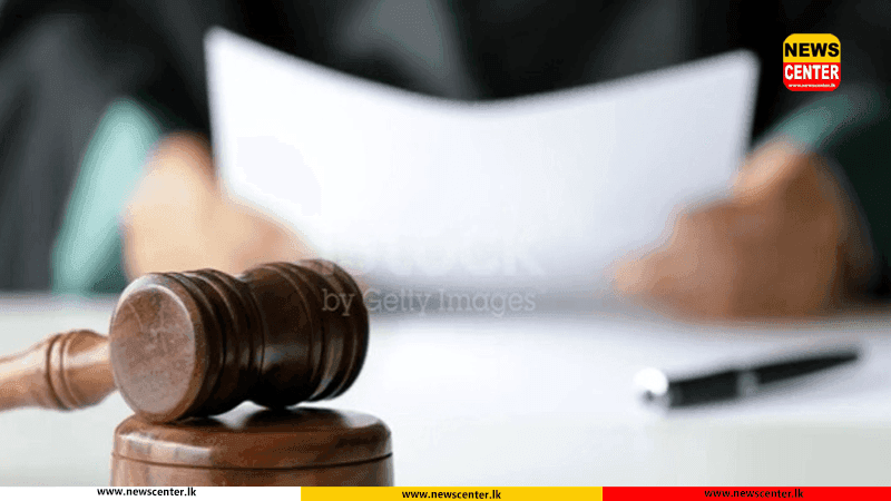  දියණියගේ පෙම්වතා ඝාතනය කළ පියා අතුළු දස දෙනෙකුට මරණ දඬුවම